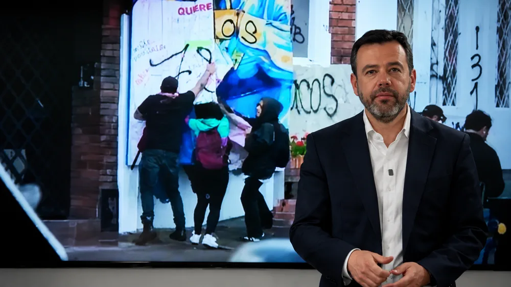 Galán culpó a Petro por ataques vandálicos contra sede de Paloma Valencia: “Son ataques a la democracia”